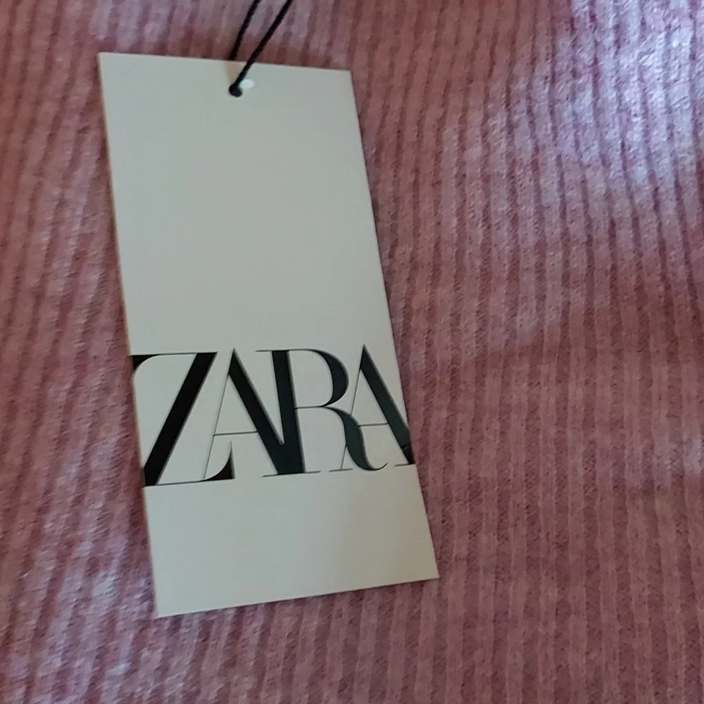 🥰host pick🥰🥰 NWT Zara sweater..size M - Picture 4 of 4